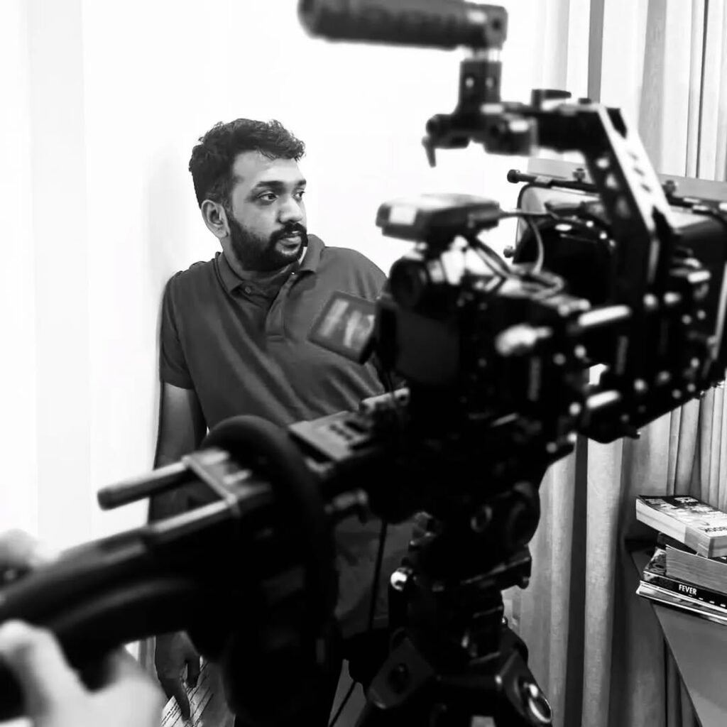 If you can laugh together, you can work together❤#elephanttales #advertisementshoot#teamwork #Teamelephanttales #wearetogether#collectiveprocess #shootday #directionteam #tharunmoorthy #adfilm #adagency (5)